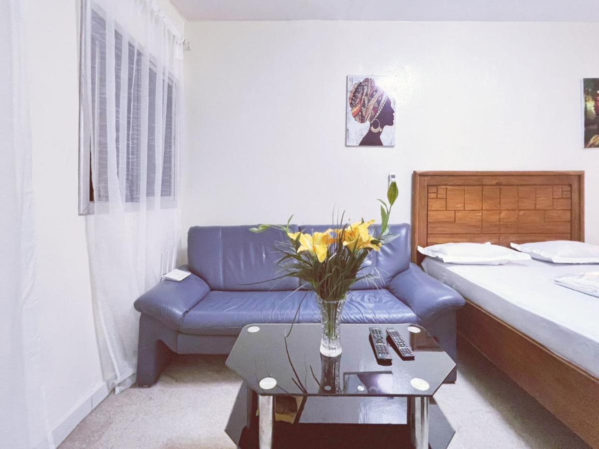 Residence Kane Diallo- Appartements Elegants Et Centraux A Dakar Kültér fotó