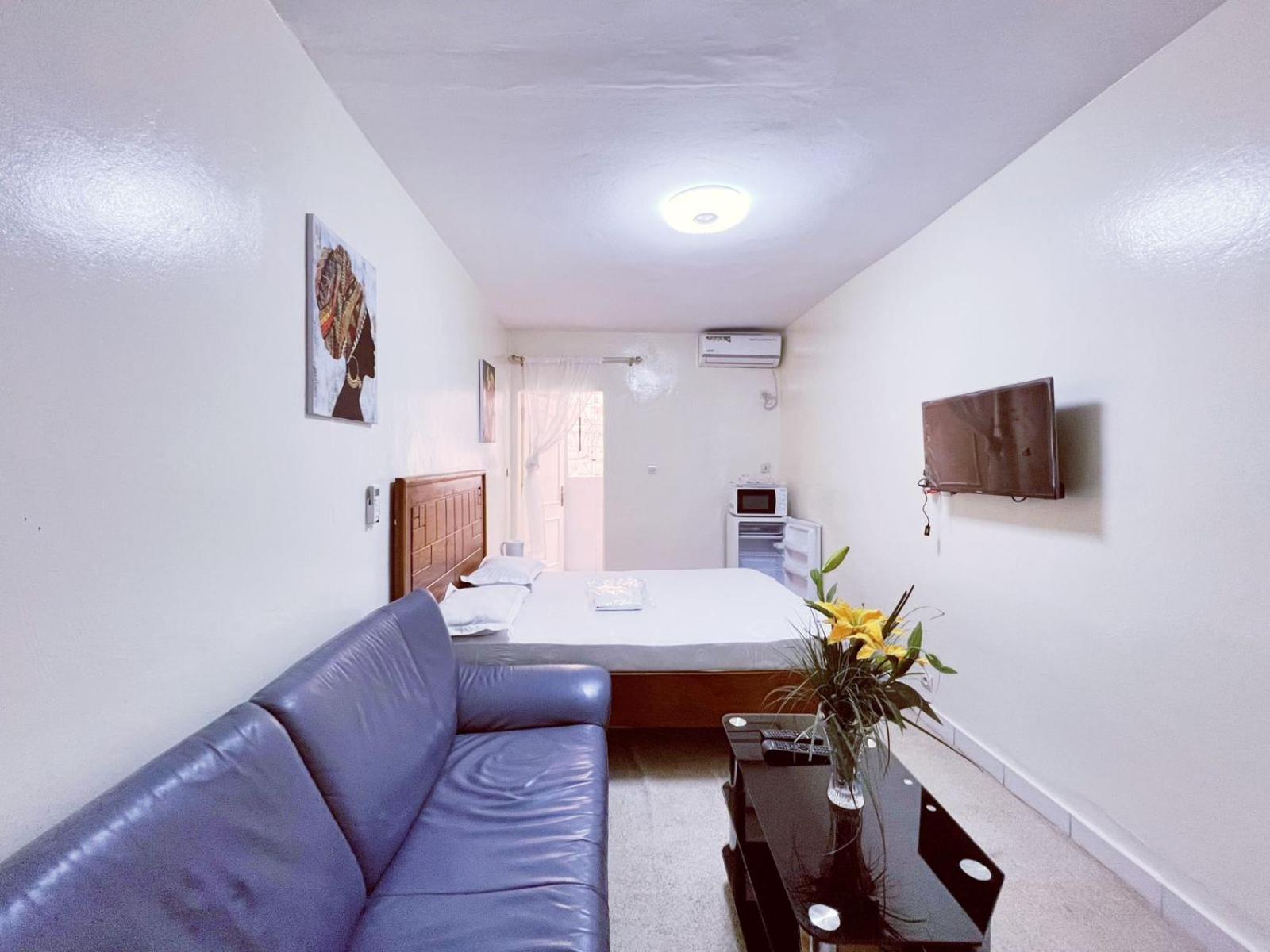 Residence Kane Diallo- Appartements Elegants Et Centraux A Dakar Kültér fotó