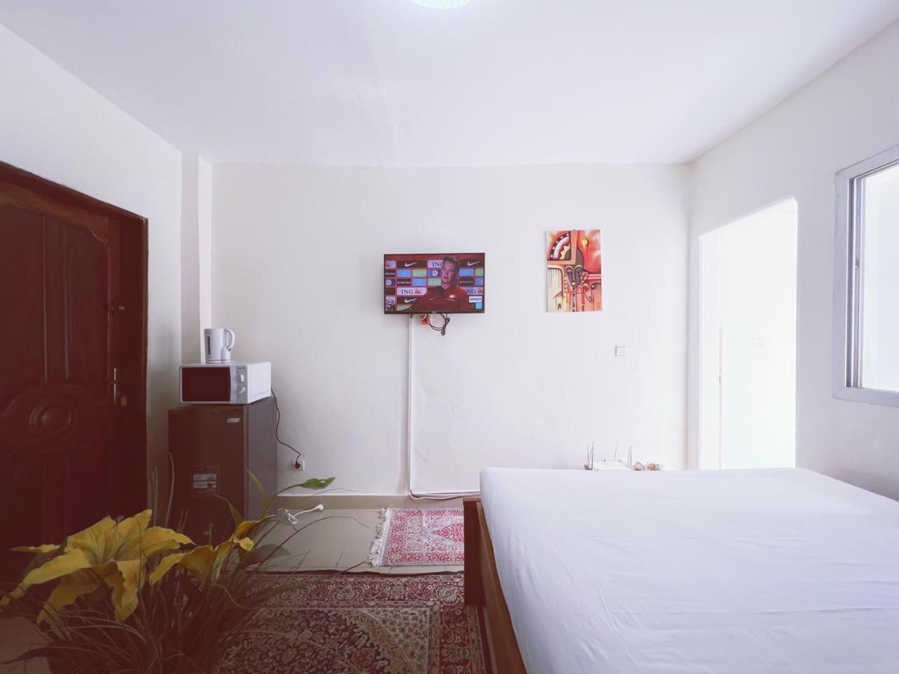 Residence Kane Diallo- Appartements Elegants Et Centraux A Dakar Kültér fotó